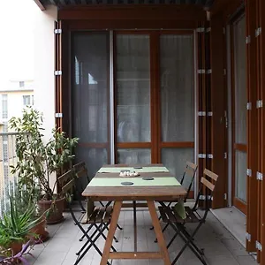 Apartment Terrace Close To Metro Station, Milan