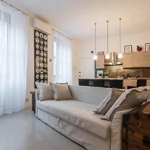 Apartment Sebenico Isola Distric A.c. Wifi, Milan